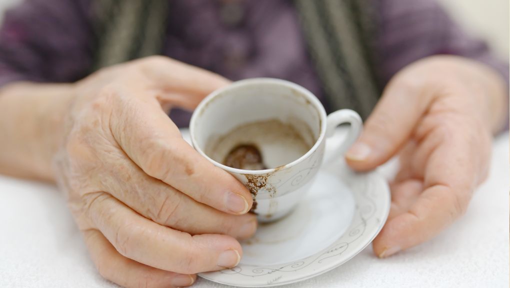 Una guía sencilla para descifrar los mensajes ocultos en tu café